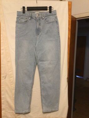 SPANX light wash body contouring jeans with functional pockets SZ 10 NWT